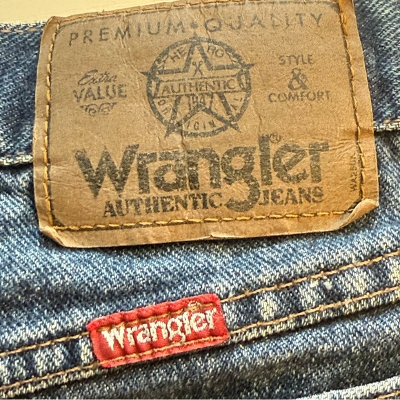 Vintage Wrangler Mens Relaxed Fit Jeans 38x32 Measure 35x30.5 USA Denim 97601 ND - Picture 10 of 10